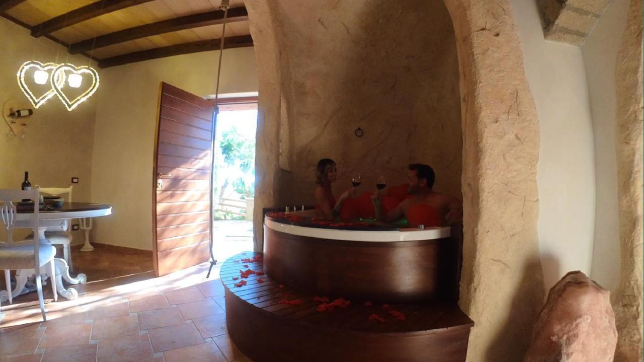 Il Giardino Dei Flintstones B&B Cerveteri Eksteriør billede