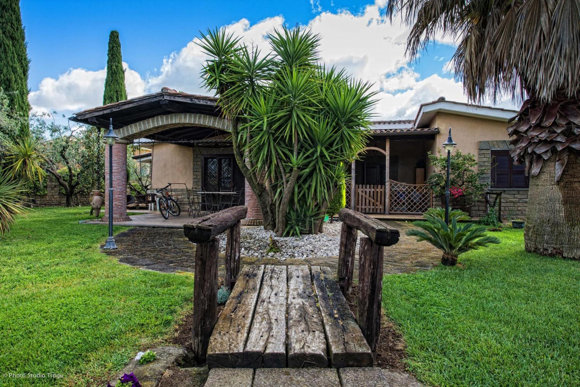 Il Giardino Dei Flintstones B&B Cerveteri Eksteriør billede